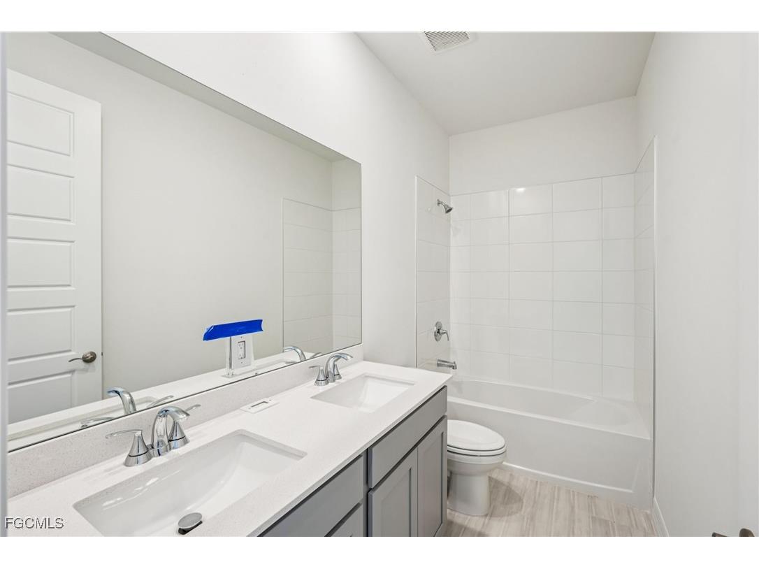 44472 Frontier Drive Punta Gorda FL 33982 2025008983 image25