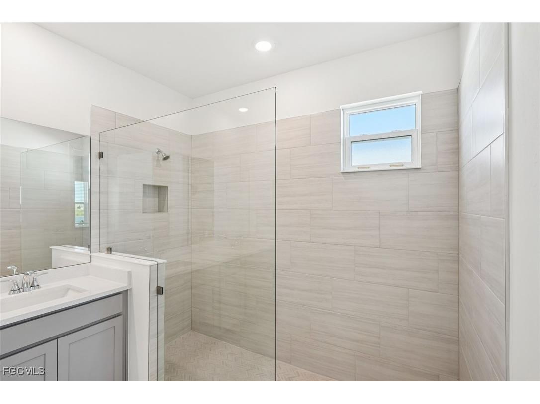 44472 Frontier Drive Punta Gorda FL 33982 2025008983 image31