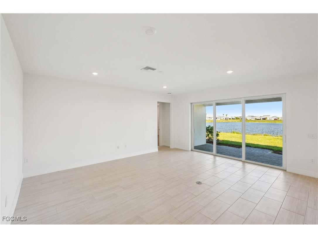 44472 Frontier Drive Punta Gorda FL 33982 2025008983 image6