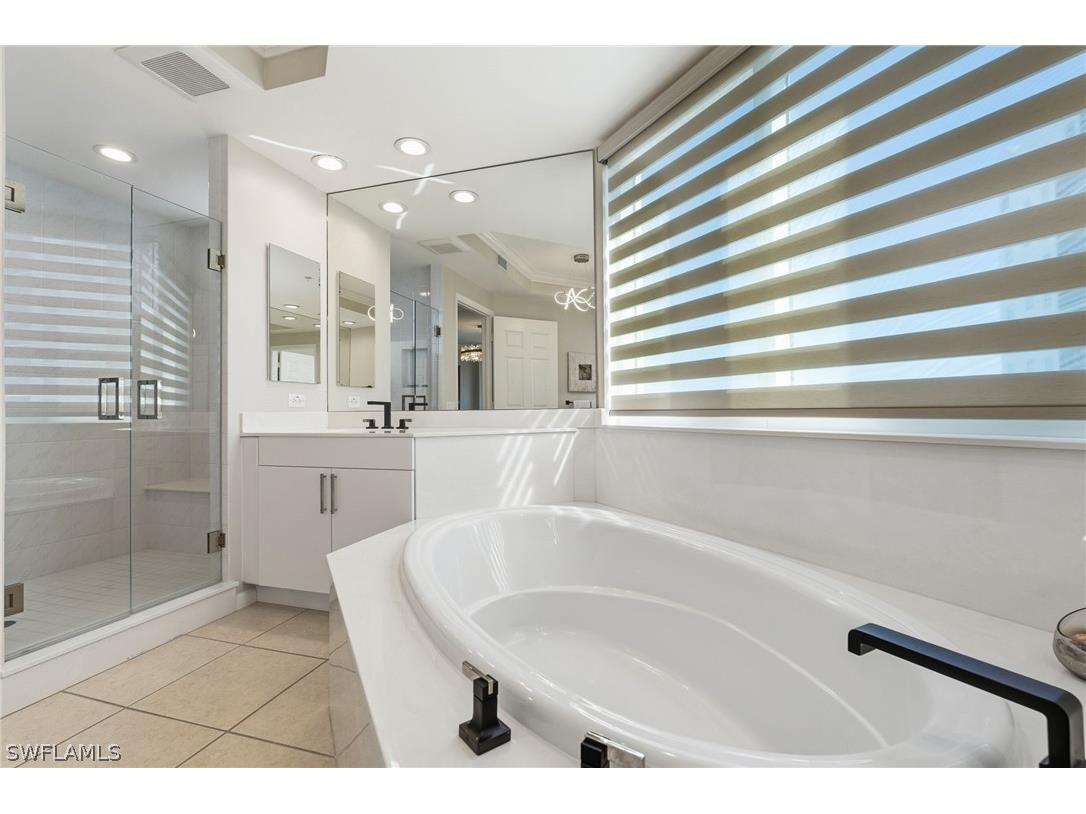 445 Cove Tower Drive #1001 Naples FL 34110 226007149 image11