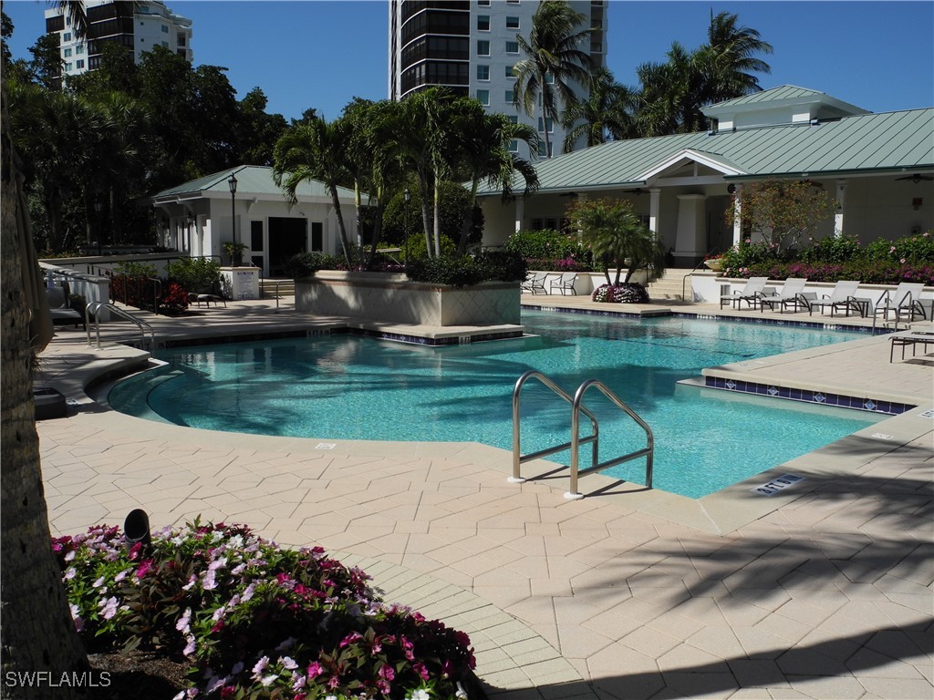 445 Cove Tower Drive #1702 Naples FL 34110 225075283 image28