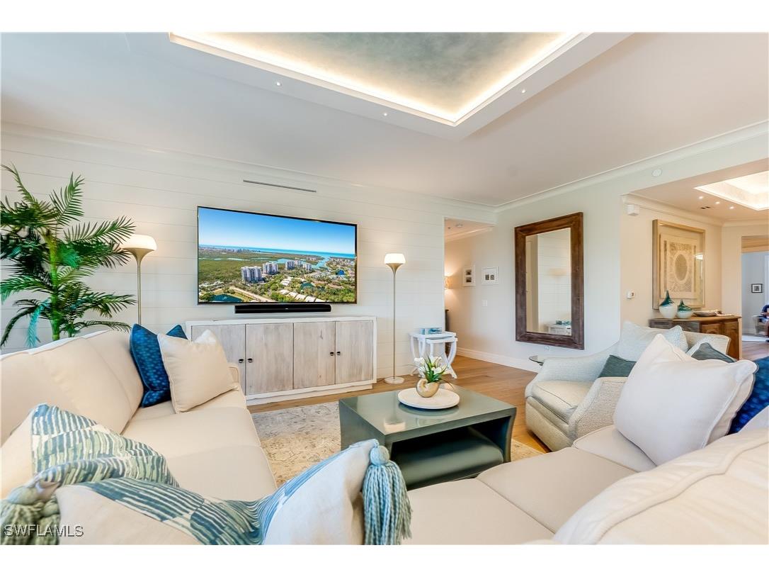 445 Cove Tower Drive #302 Naples FL 34110 225030036 image14