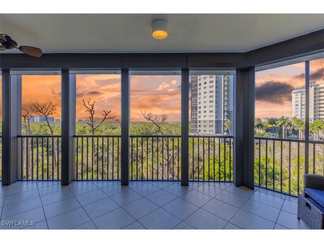 445 Cove Tower Drive #504 Naples FL 34110 226003007 image3
