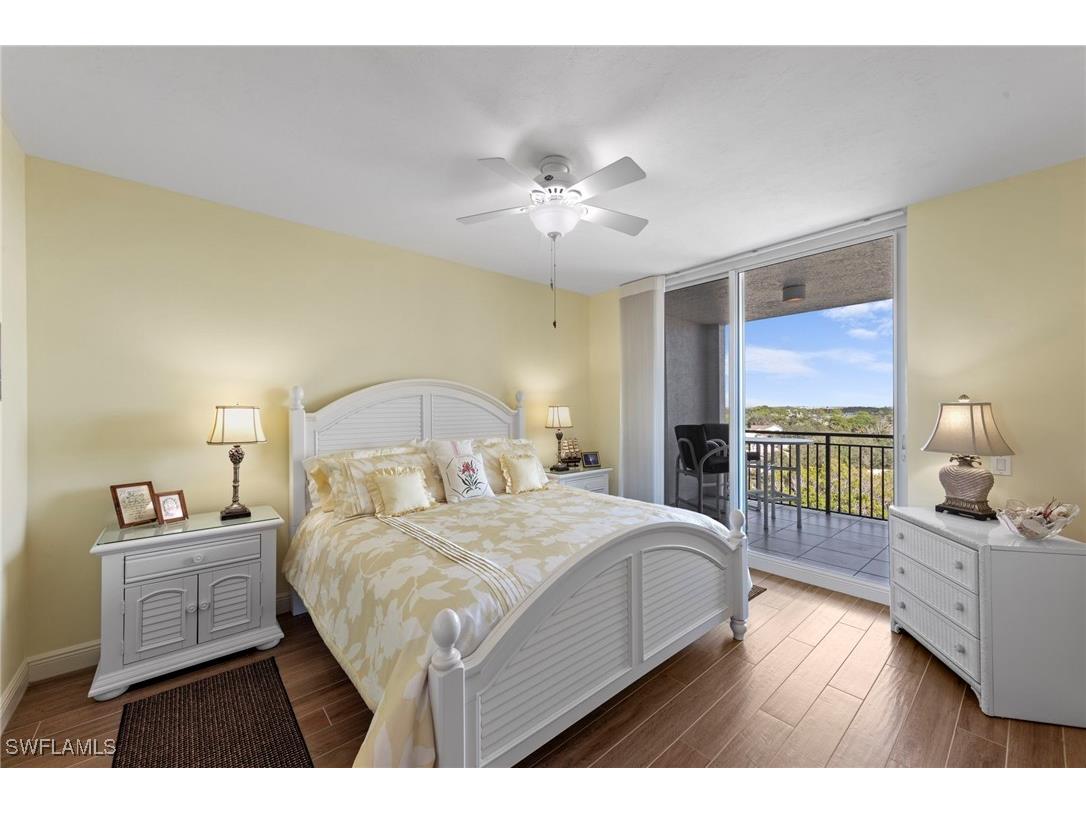 445 Cove Tower Drive #702 Naples FL 34110 225080682 image28