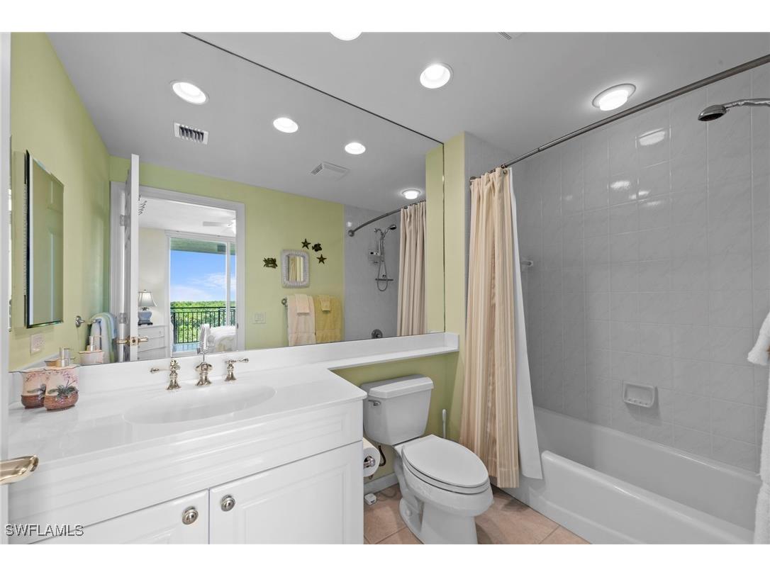 445 Cove Tower Drive #702 Naples FL 34110 225080682 image30