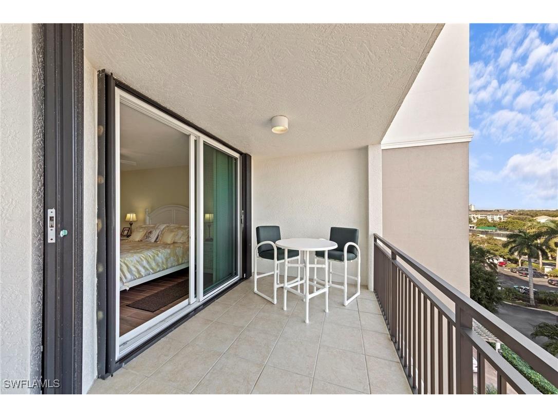 445 Cove Tower Drive #702 Naples FL 34110 225080682 image32