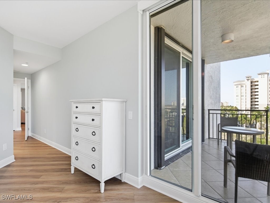 445 Cove Tower Drive #704 Naples FL 34110 225080894 image18