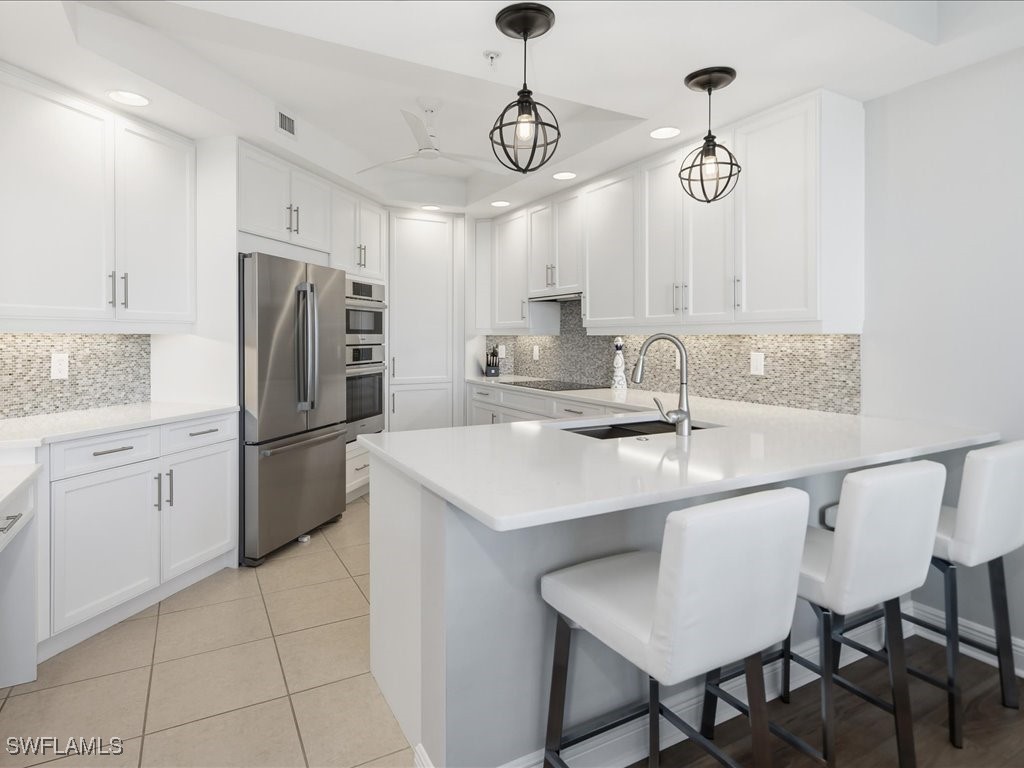 445 Cove Tower Drive #704 Naples FL 34110 225080894 image2