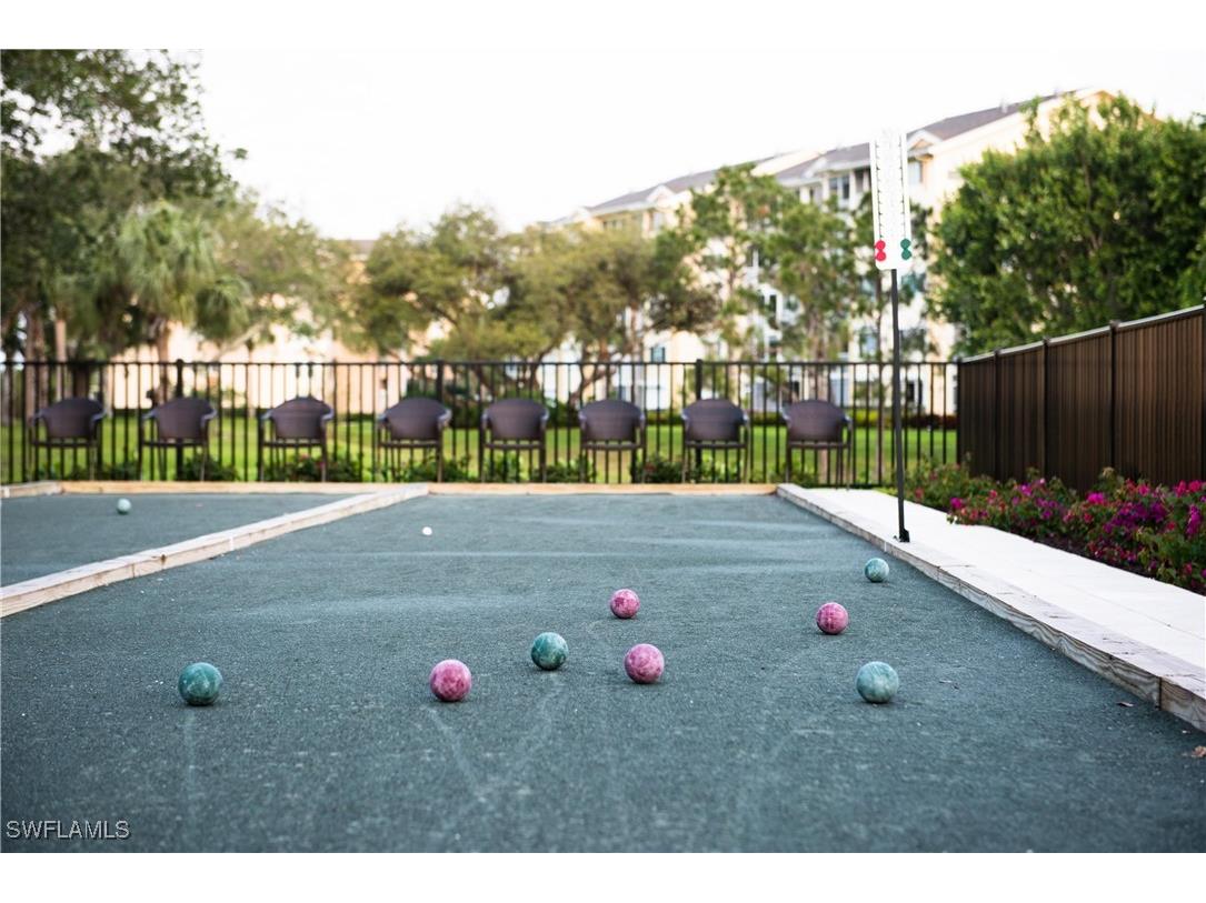 445 Cove Tower Drive #704 Naples FL 34110 225080894 image32