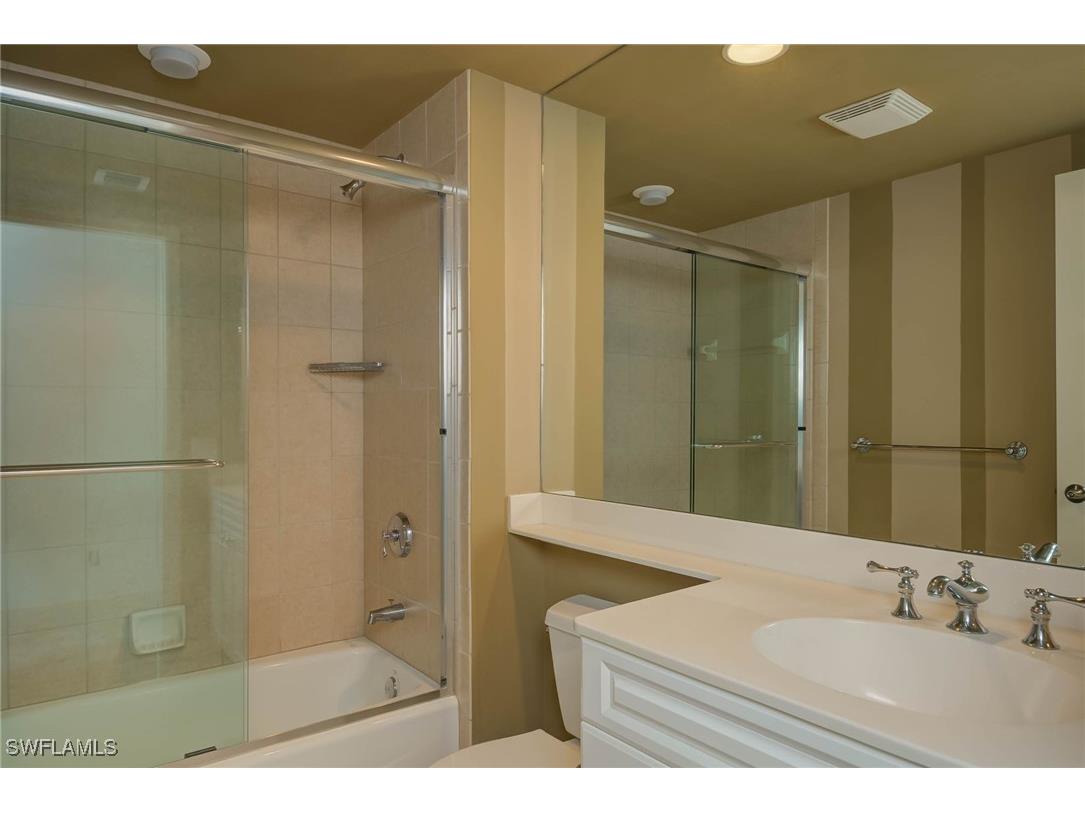 445 Cove Towers Drive #304 Naples FL 34110 225069757 image14