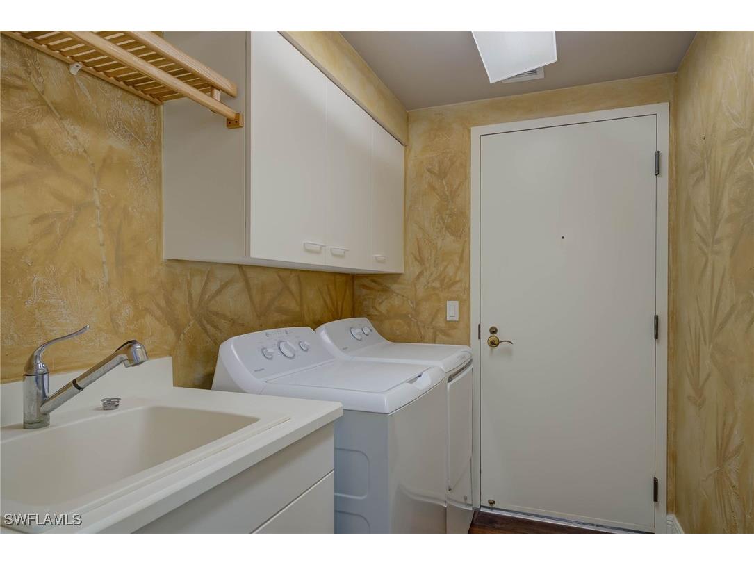 445 Cove Towers Drive #304 Naples FL 34110 225069757 image15