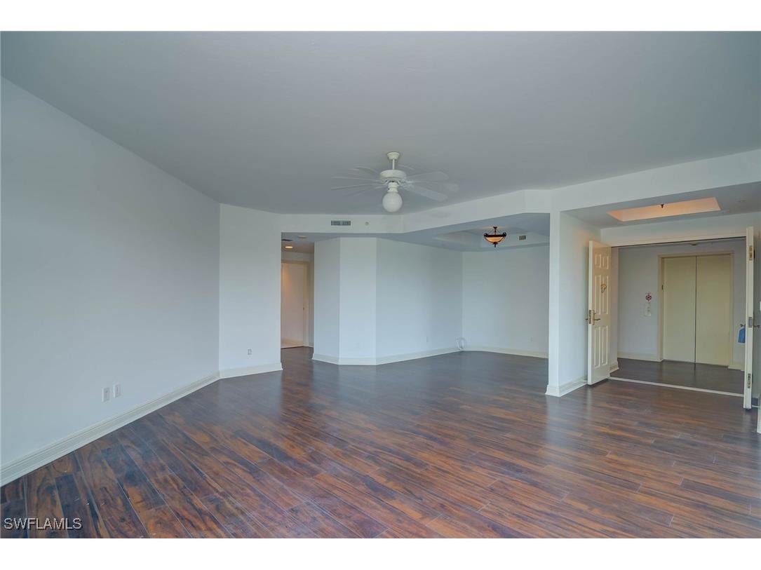 445 Cove Towers Drive #304 Naples FL 34110 225069757 image17