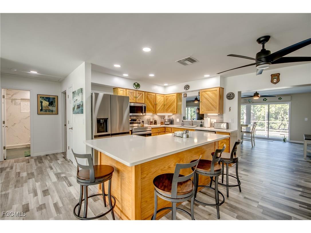 445 Donora Boulevard Fort Myers Beach FL 33931 2025015200 image12