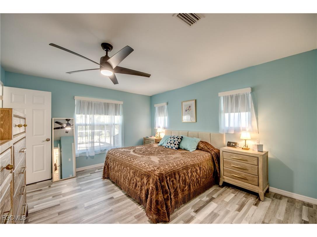 445 Donora Boulevard Fort Myers Beach FL 33931 2025015200 image25