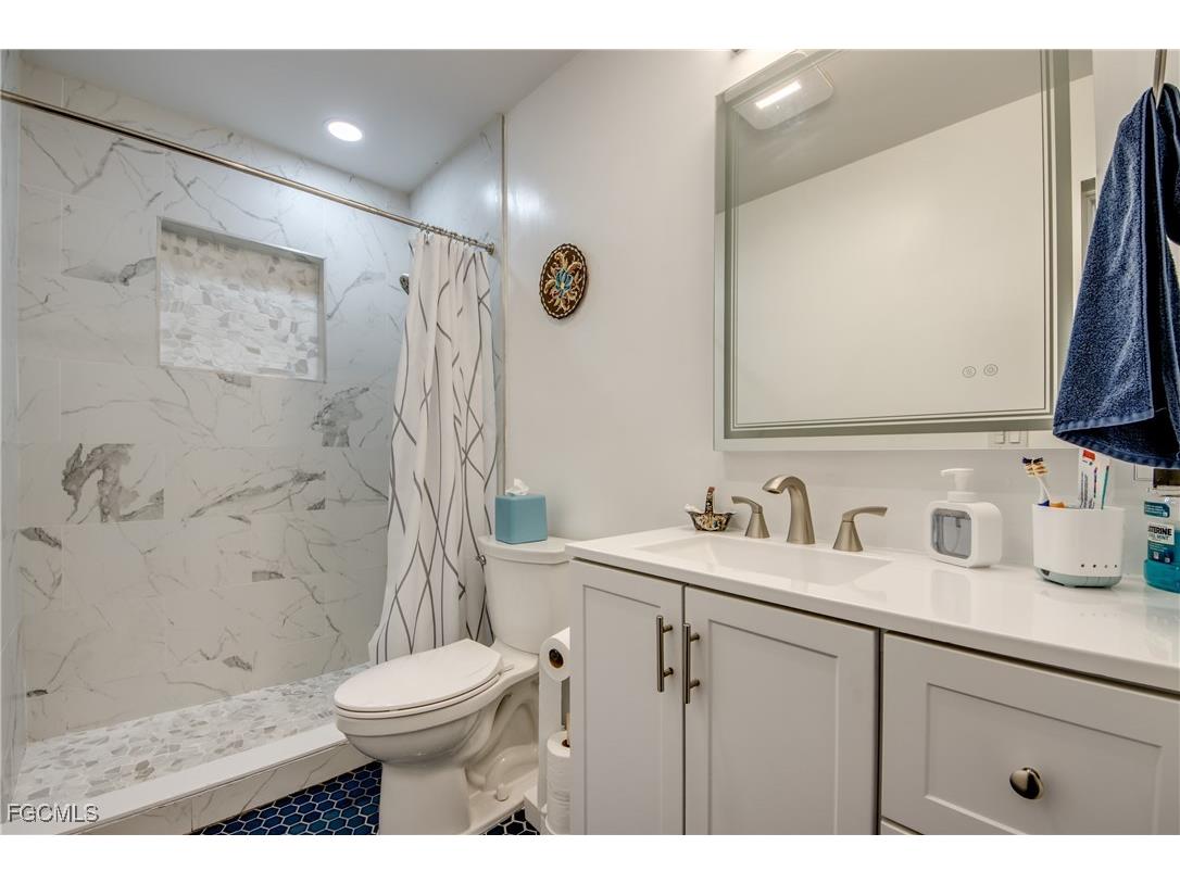 445 Donora Boulevard Fort Myers Beach FL 33931 2025015200 image27