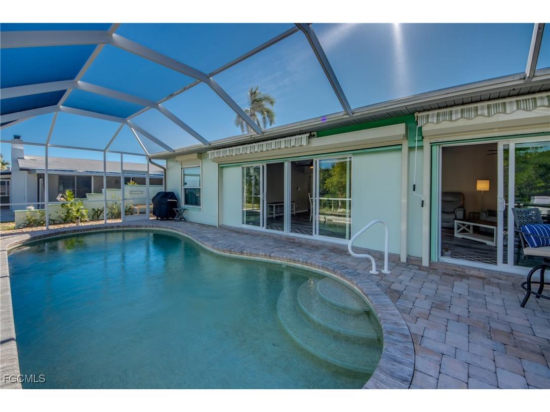 445 Donora Boulevard Fort Myers Beach FL 33931 2025015200 image32