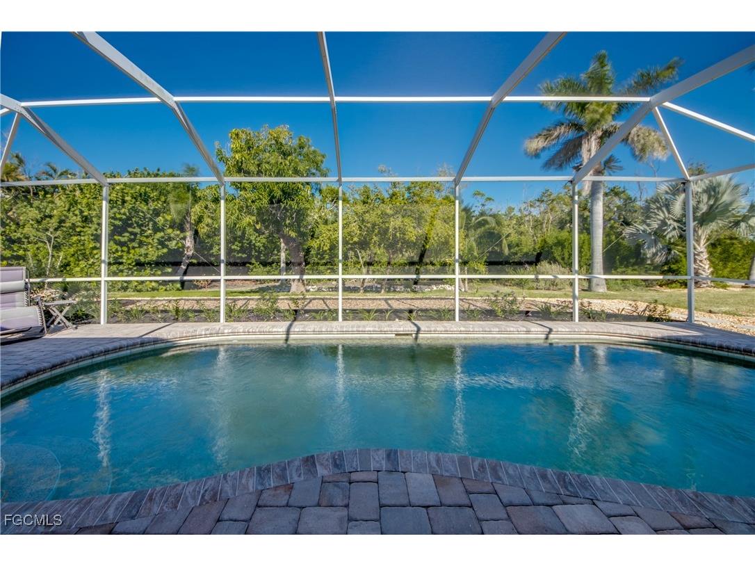 445 Donora Boulevard Fort Myers Beach FL 33931 2025015200 image34