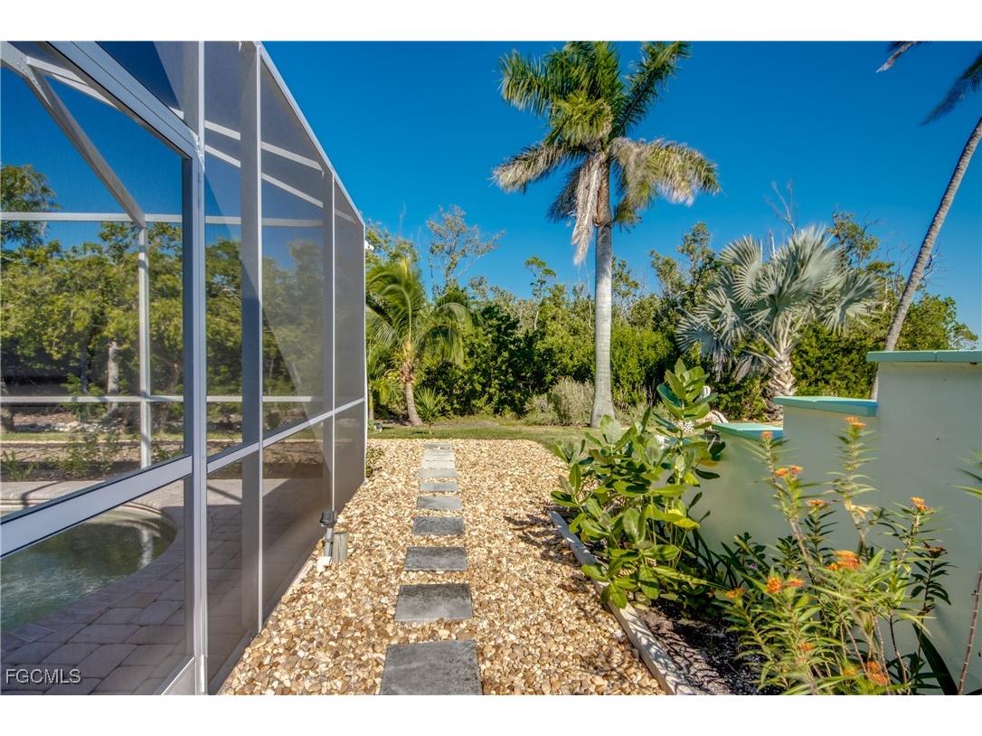 445 Donora Boulevard Fort Myers Beach FL 33931 2025015200 image36