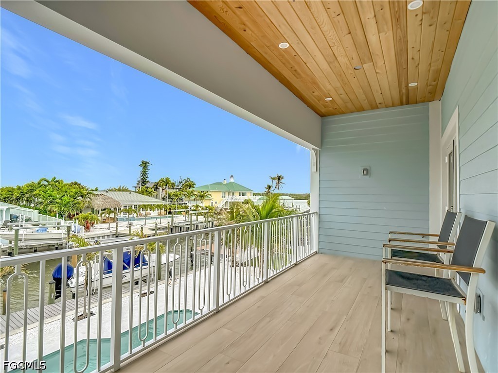 445 Madison Court Fort Myers Beach FL 33931 2026014769 image34
