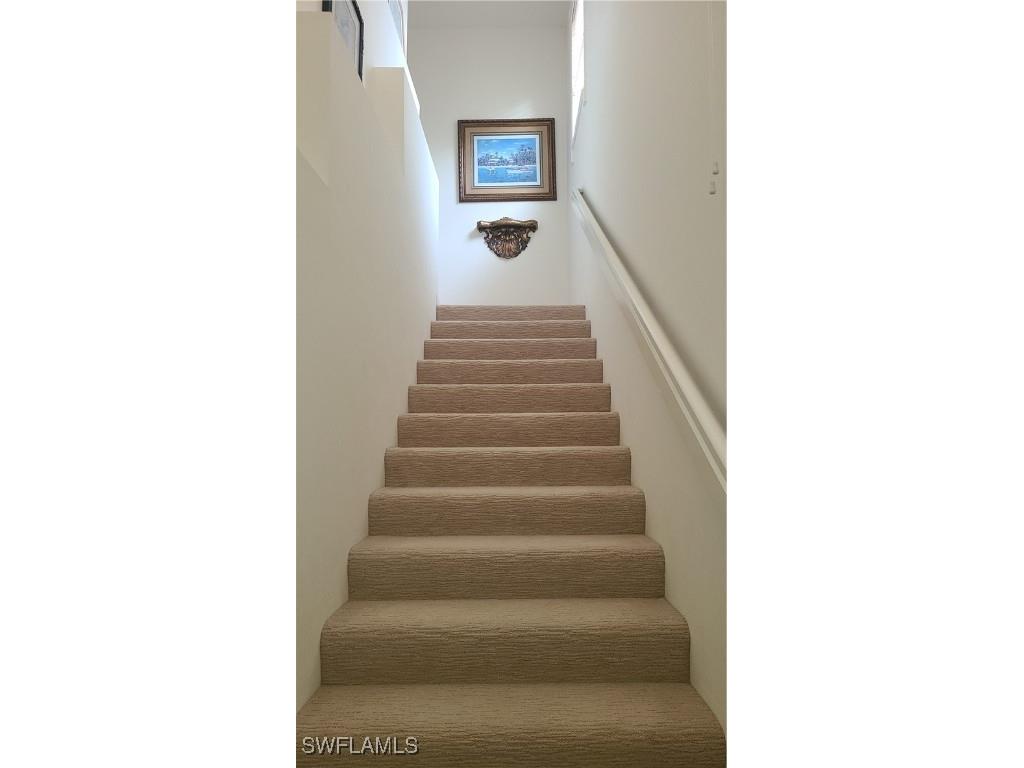 445 Robin Hood Circle #201 Naples FL 34104 225065998 image2