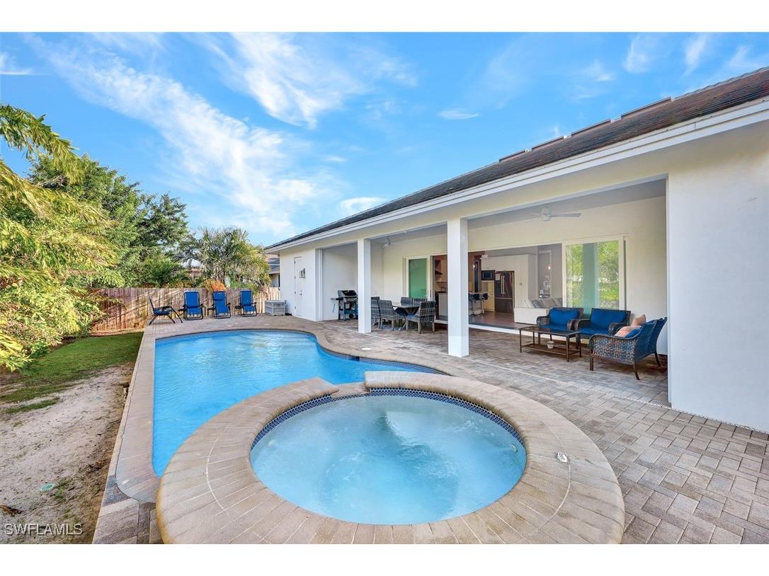 445 S Heathwood Drive Marco Island FL 34145 225056774 image4