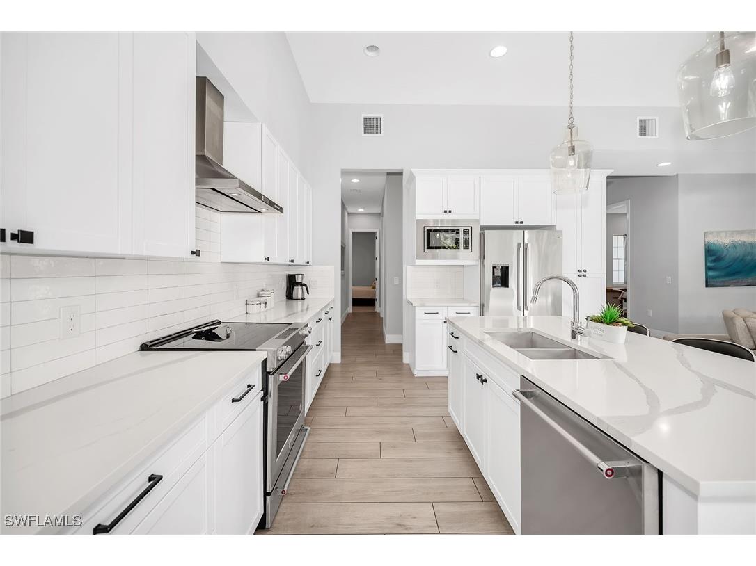 445 S Heathwood Drive Marco Island FL 34145 226001757 image10