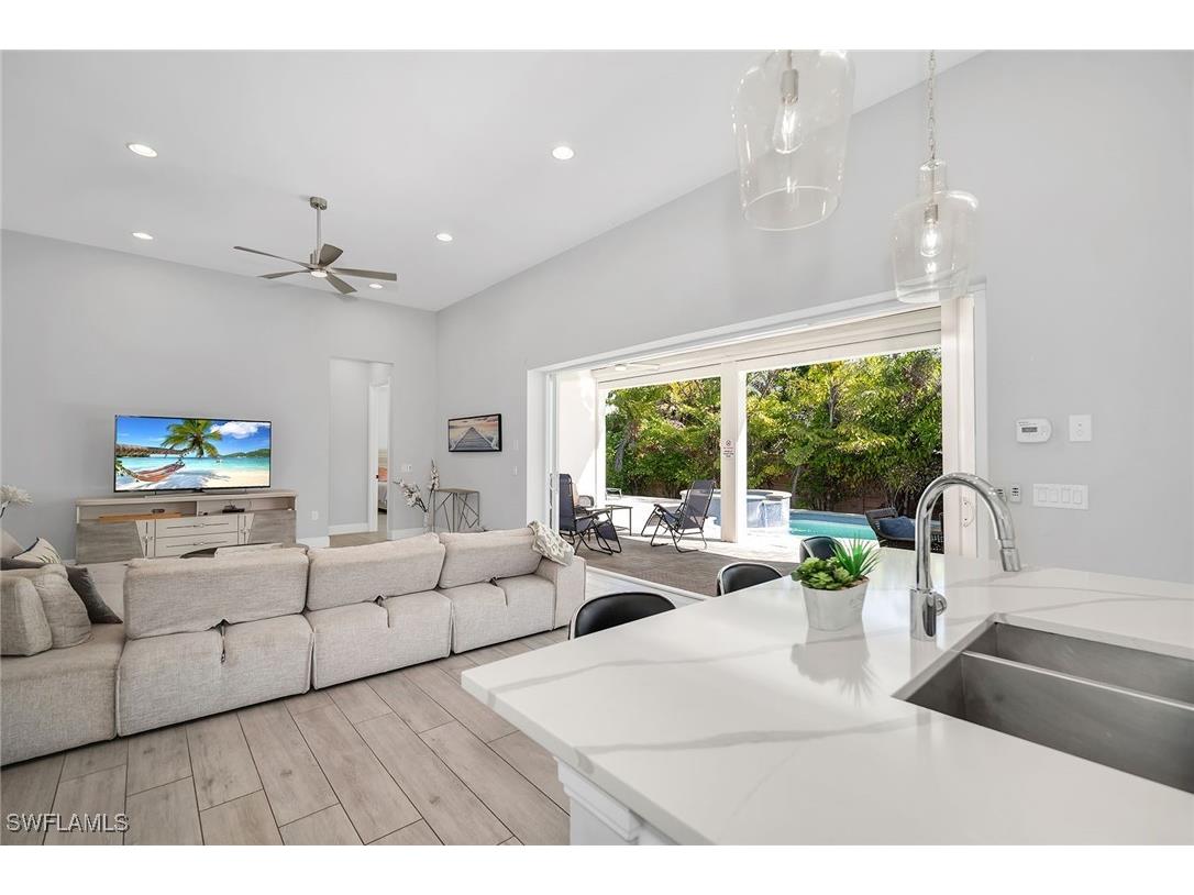 445 S Heathwood Drive Marco Island FL 34145 226001757 image8