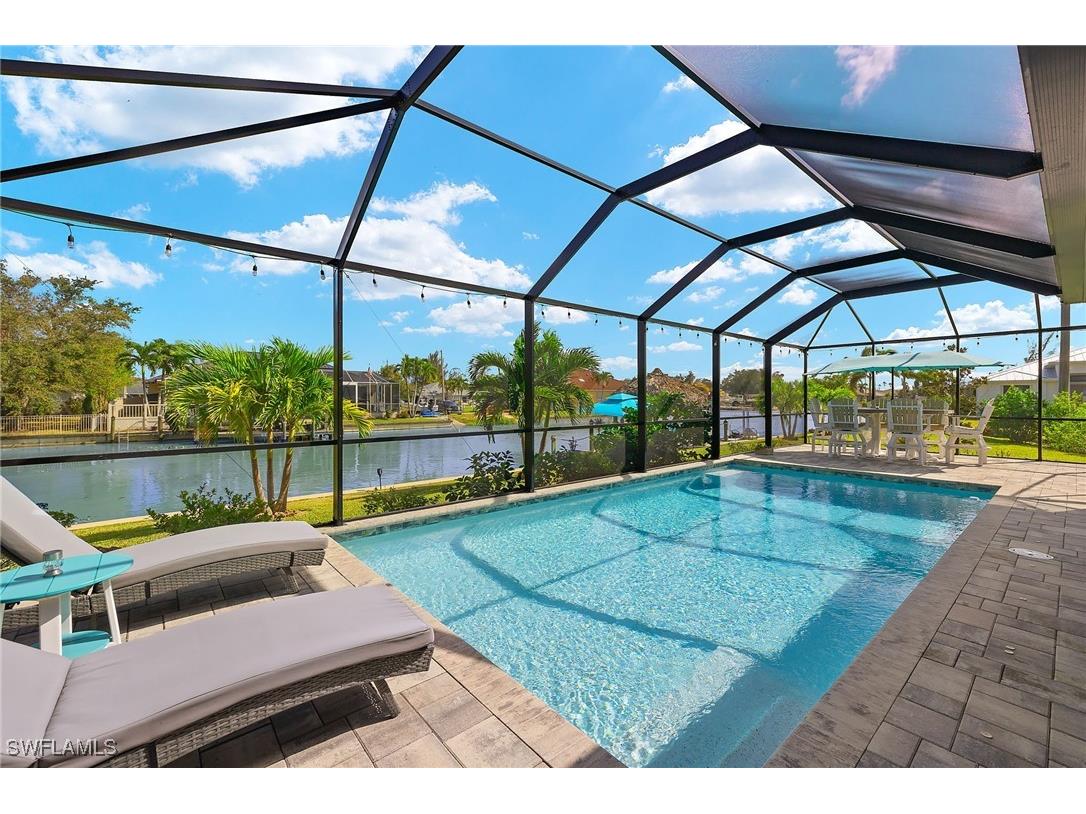 445 SE 13th Avenue Cape Coral FL 33990 225015937 image1