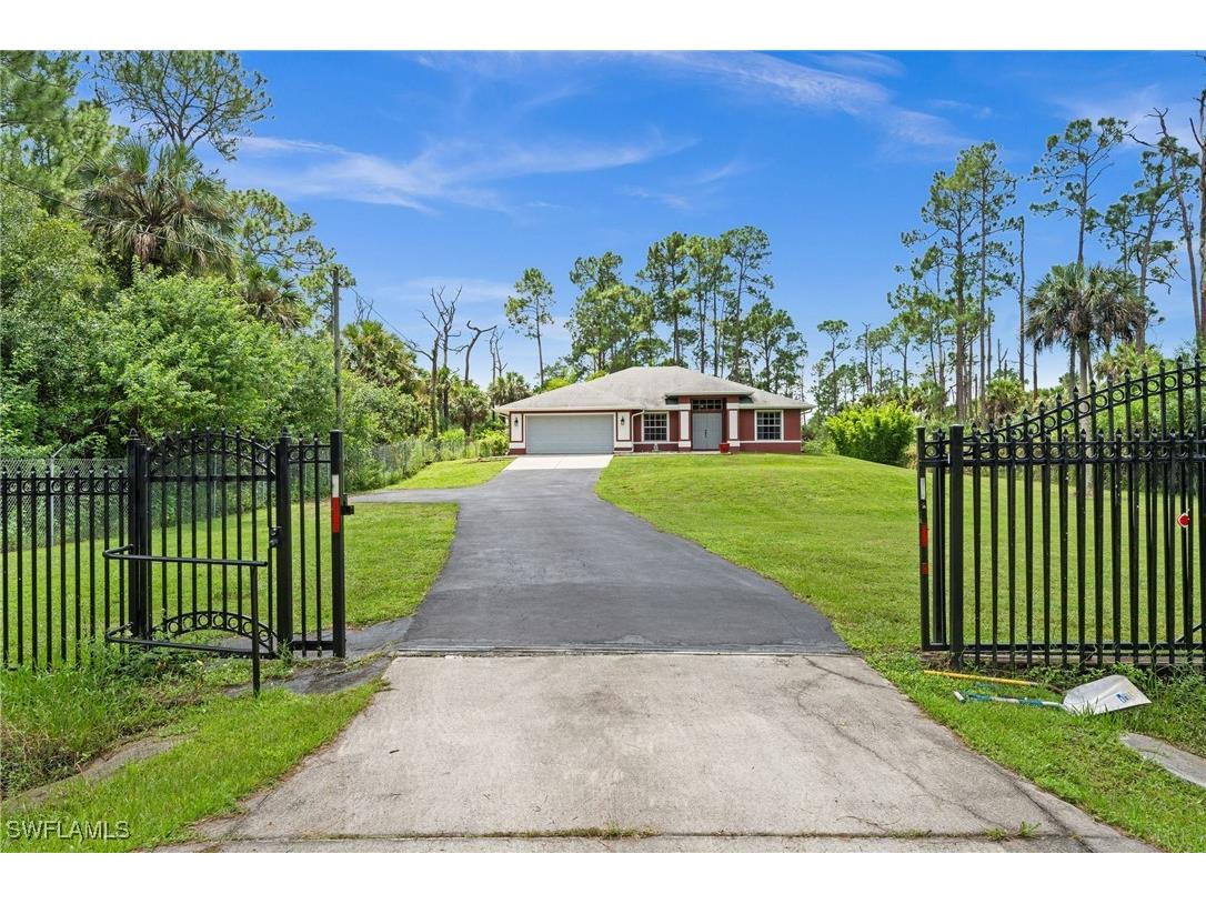 4450 12th Avenue SE Naples FL 34117 224074947 image1