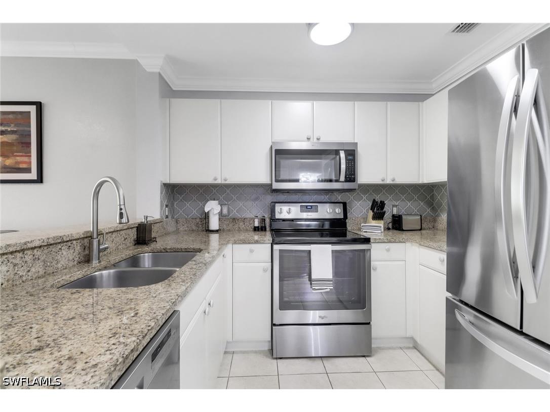 4450 Botanical Place #106 Naples FL 34112 226025036 image5