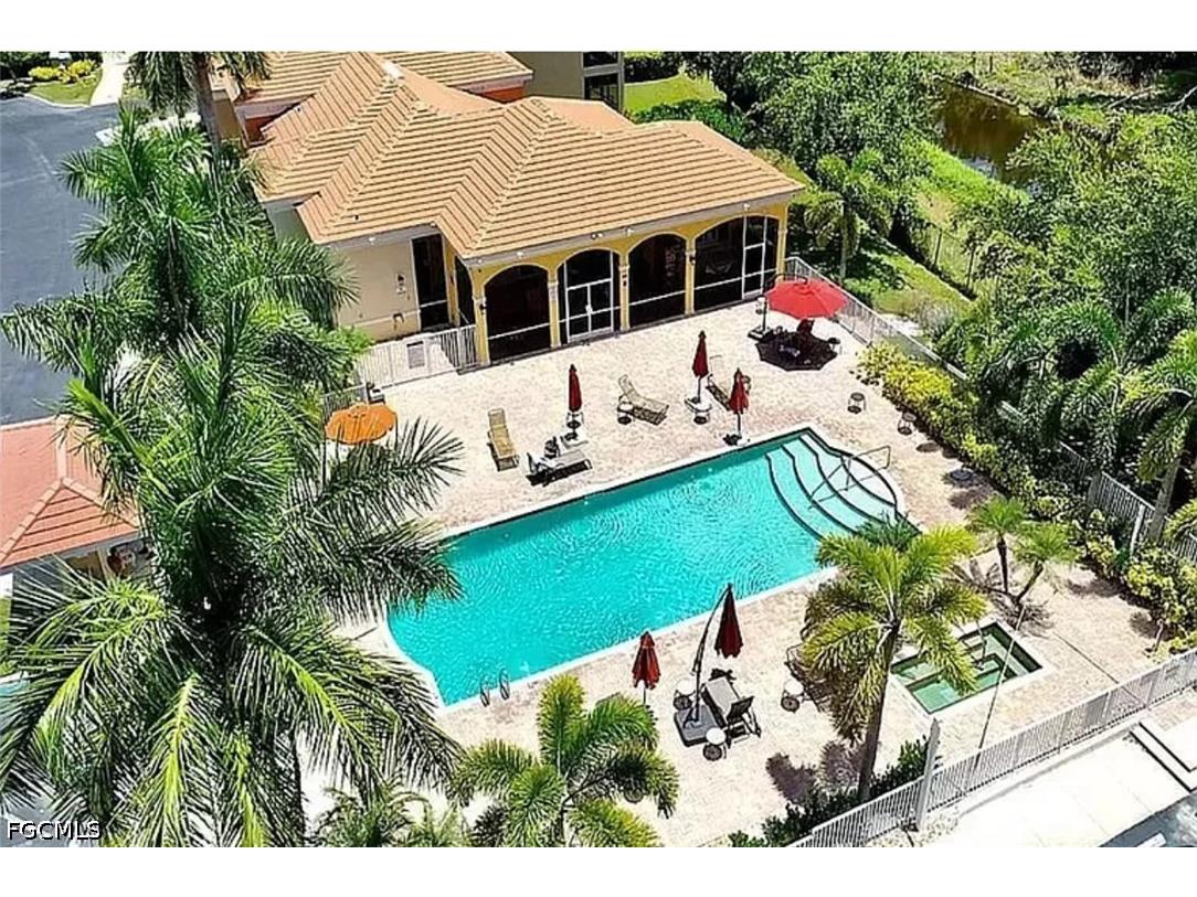 4450 Botanical Place Circle #6 Naples FL 34112 2026018542 image1