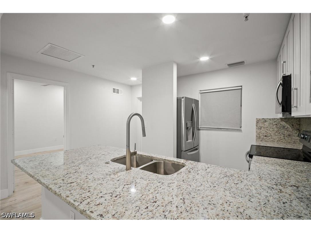 4450 Botanical Place Circle #6 Naples FL 34112 226020259 image5