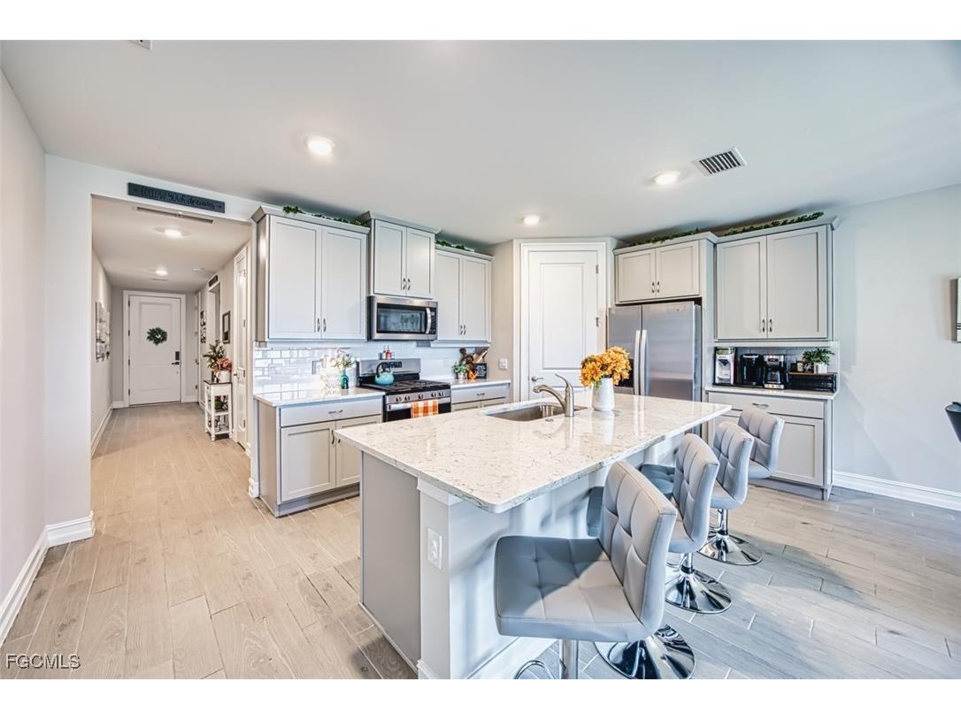 44508 Palm Frond Drive Punta Gorda FL 33982 2025015670 image2