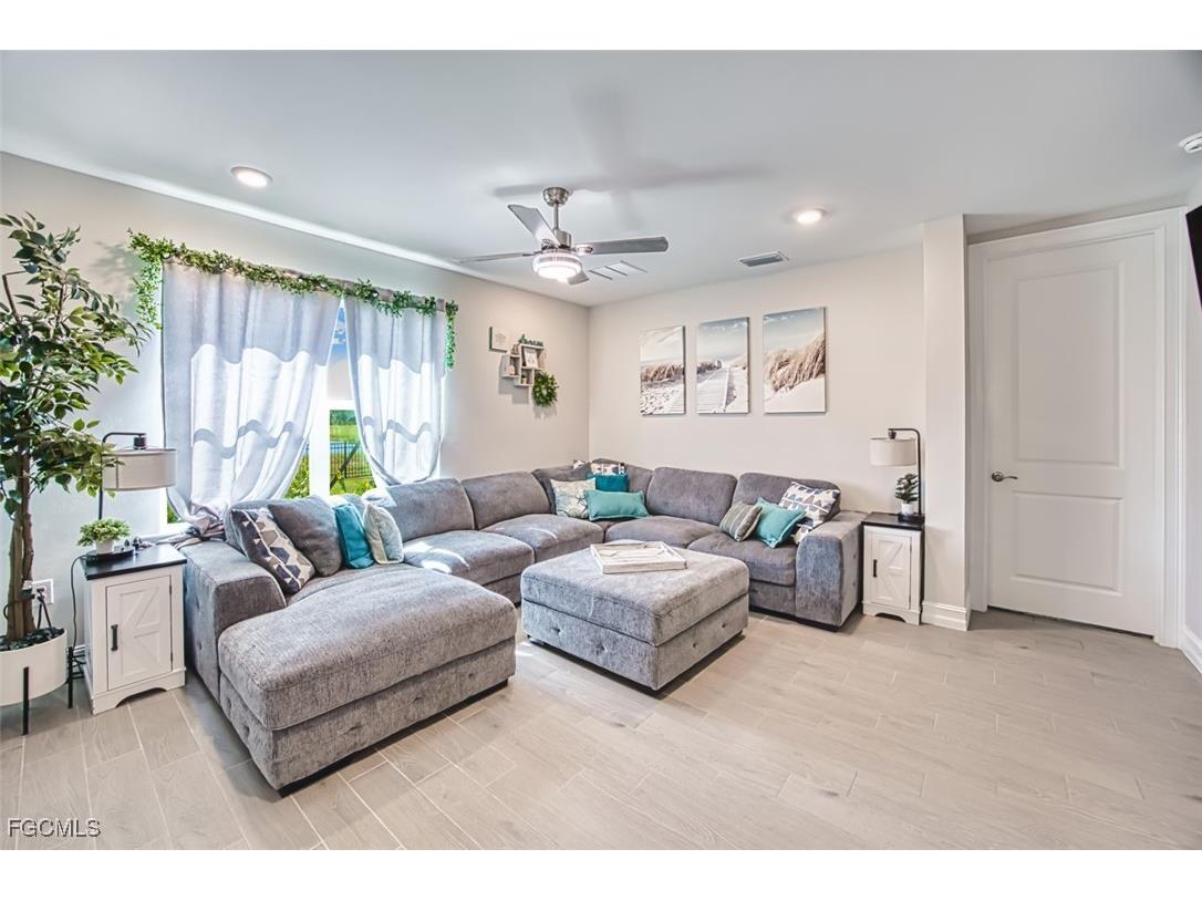 44508 Palm Frond Drive Punta Gorda FL 33982 2025015670 image3