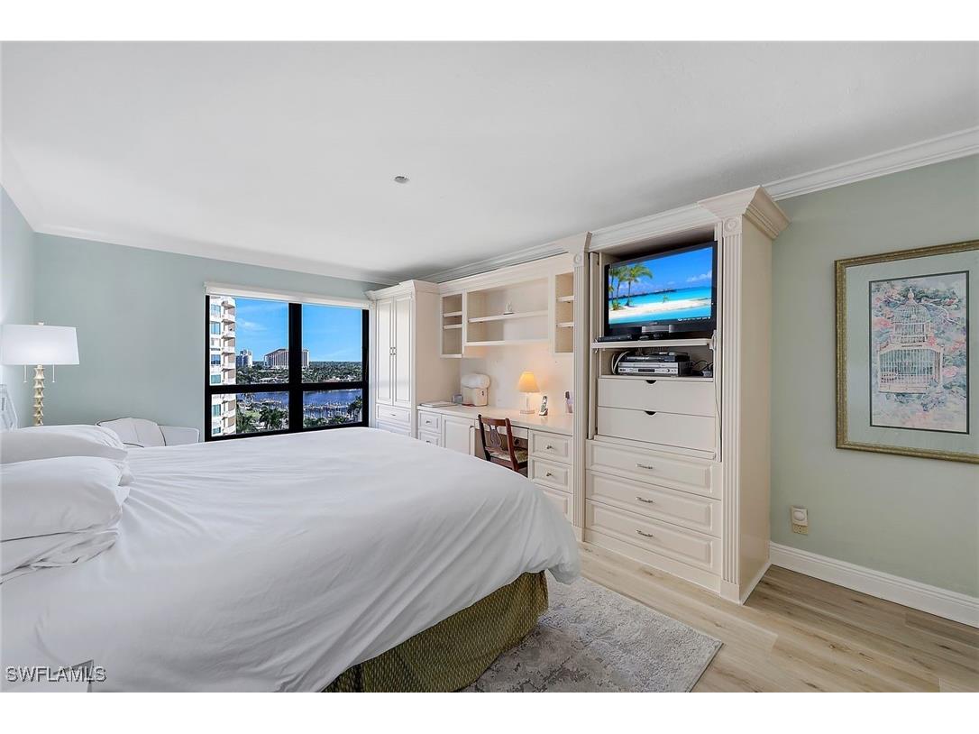 4451 Gulf Shore Boulevard N #1205 Naples FL 34103 225073319 image18