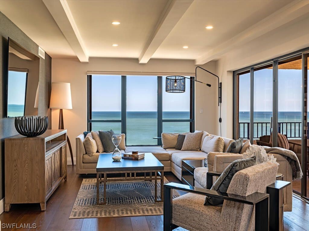 4451 Gulf Shore Boulevard N #1401 Naples FL 34103 223022302 image1