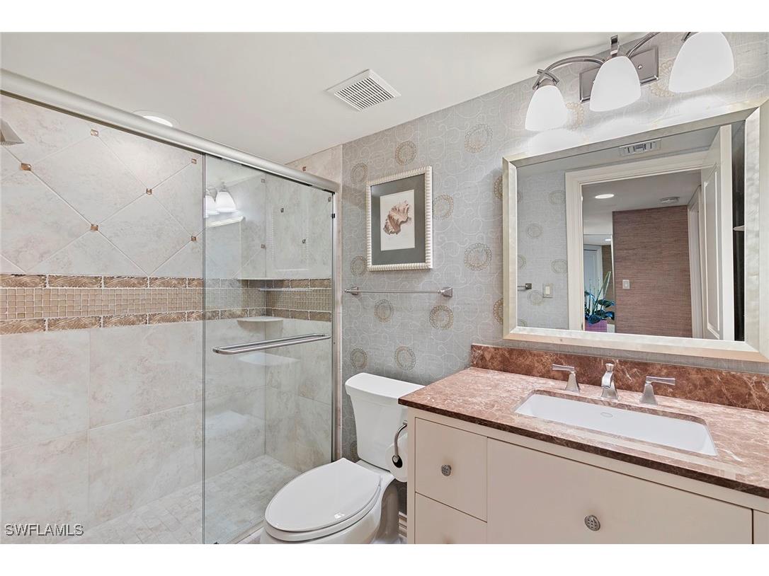 4451 Gulf Shore Boulevard N #1704 Naples FL 34103 226001357 image19