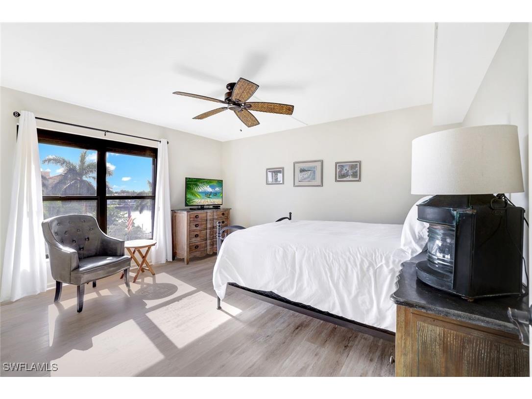 4451 Gulf Shore Boulevard N #405 Naples FL 34103 225043598 image16