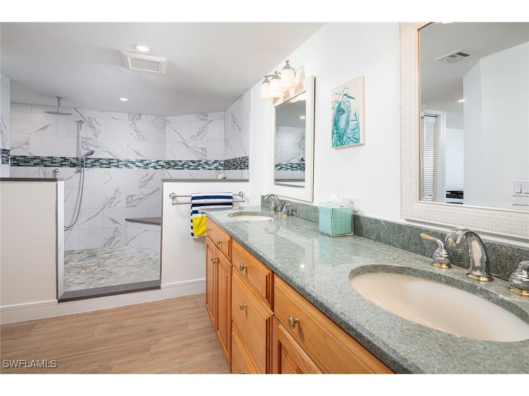 4451 Gulf Shore Boulevard N #801 Naples FL 34103 225043412 image13