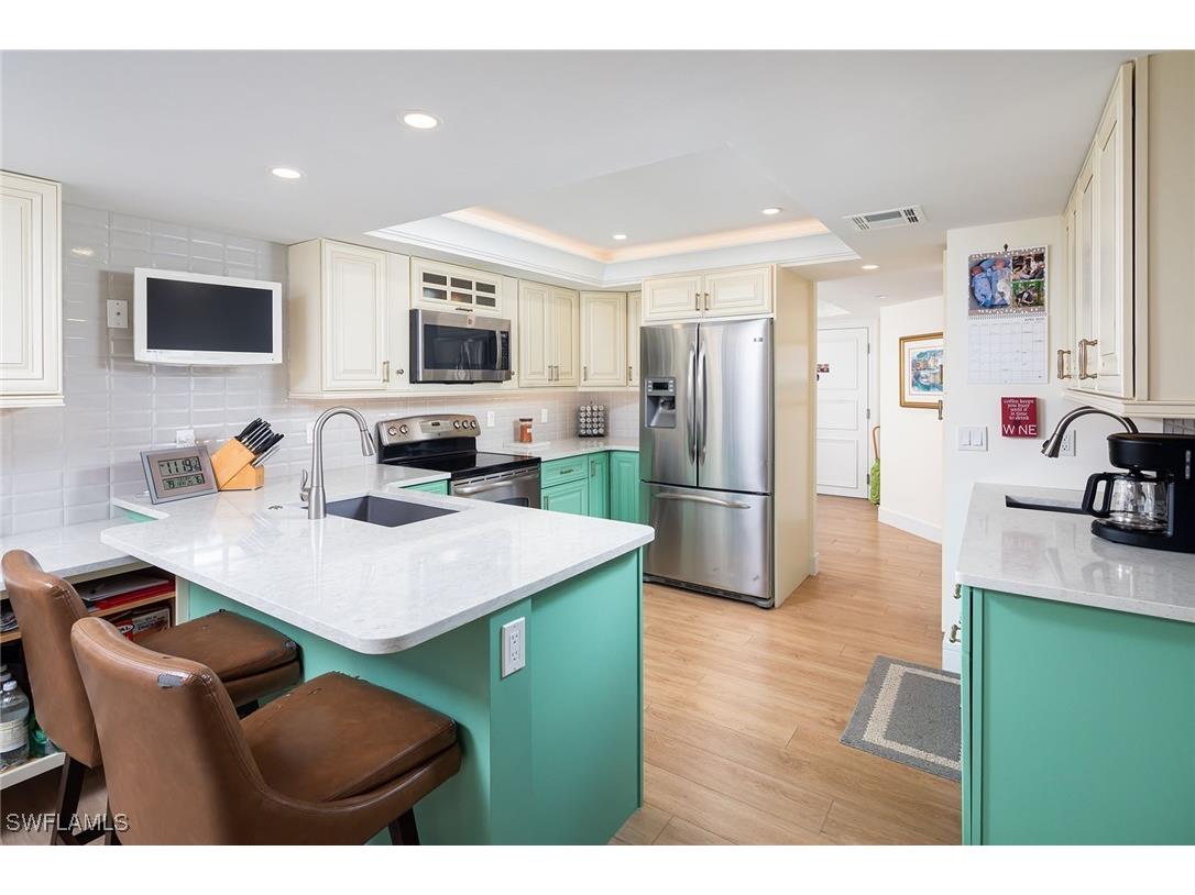 4451 Gulf Shore Boulevard N #801 Naples FL 34103 225043412 image7