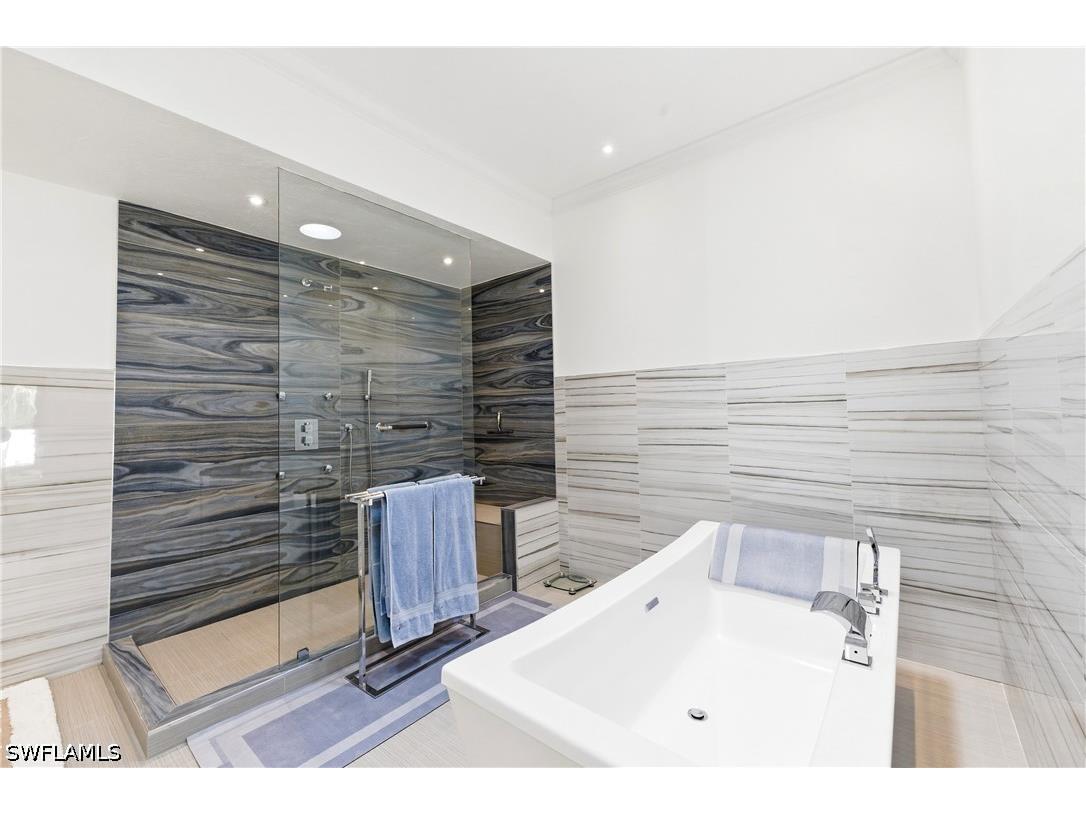 4451 Yacht Harbor Drive Naples FL 34112 226014925 image14