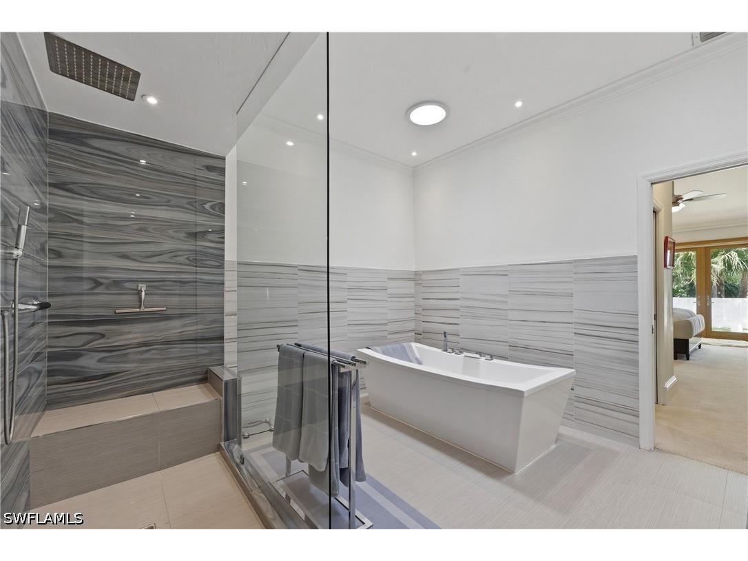 4451 Yacht Harbor Drive Naples FL 34112 226014925 image15