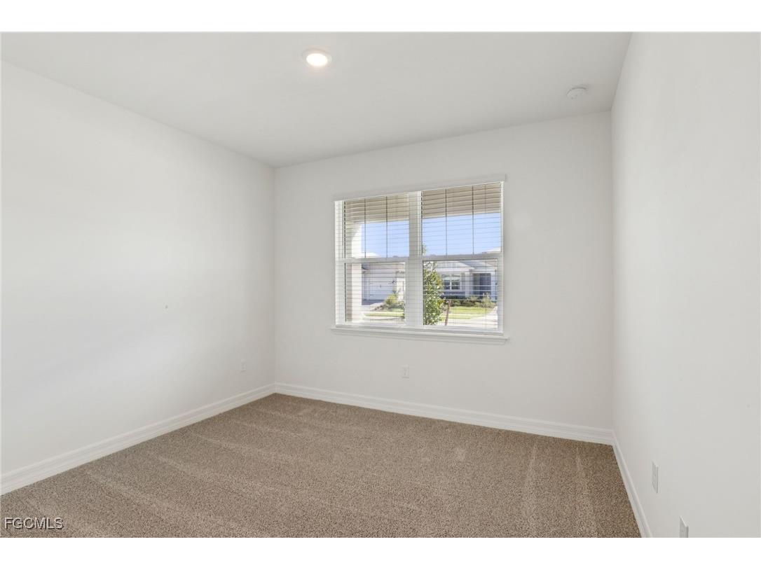 44512 Frontier Drive Punta Gorda FL 33982 2025017941 image19