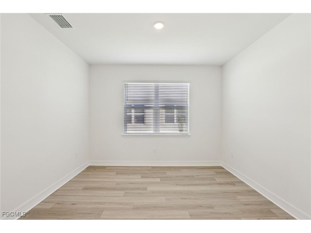 44512 Frontier Drive Punta Gorda FL 33982 2025017941 image21