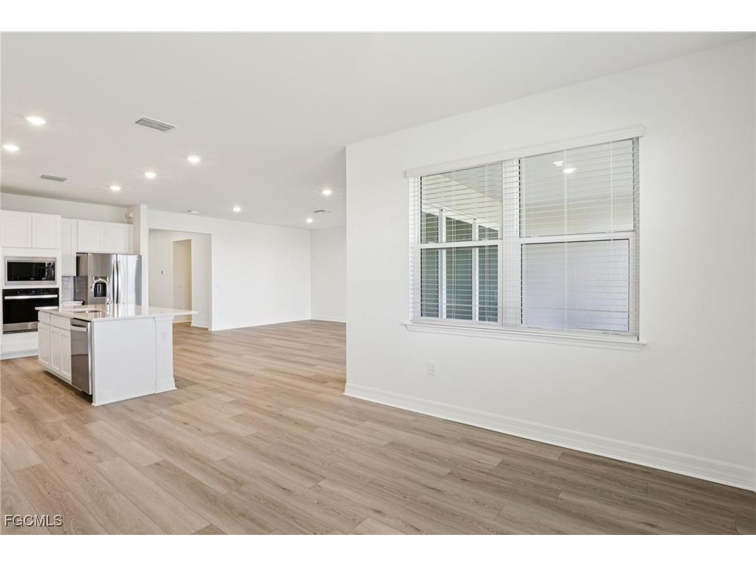 44512 Frontier Drive Punta Gorda FL 33982 2025017941 image7