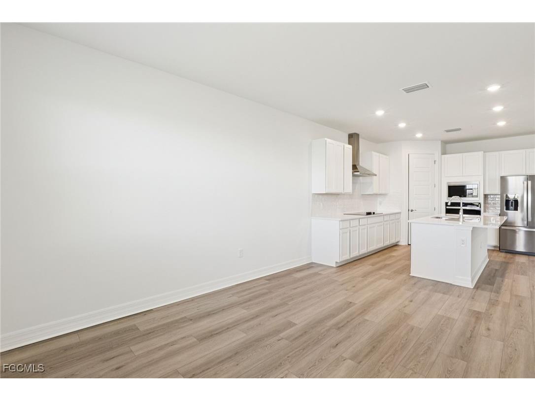 44512 Frontier Drive Punta Gorda FL 33982 2025017941 image8