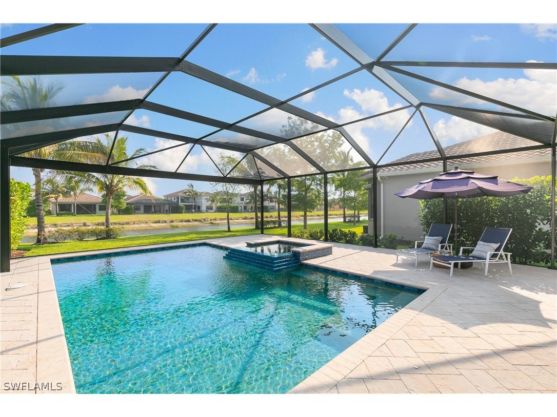 4452 Aurora Street Naples FL 34119 224041648 image1