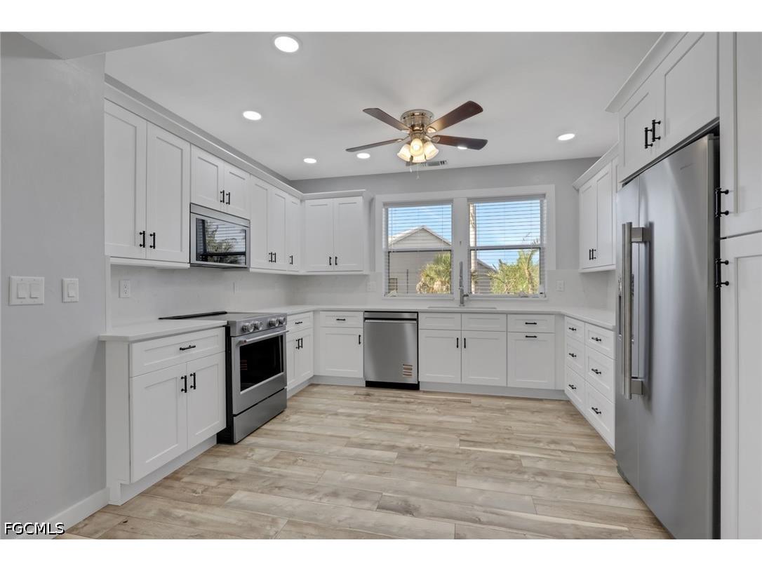 4452 Gulf Pines Drive Sanibel FL 33957 2026023061 image17