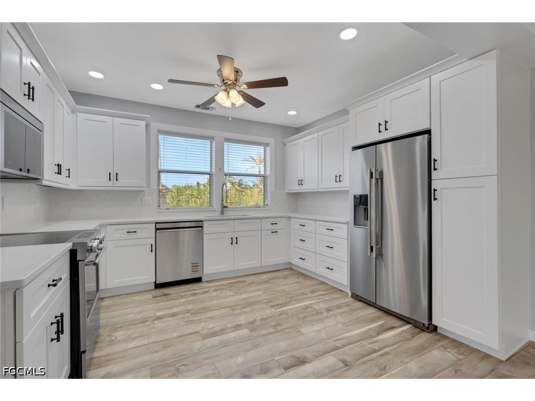 4452 Gulf Pines Drive Sanibel FL 33957 2026023061 image18