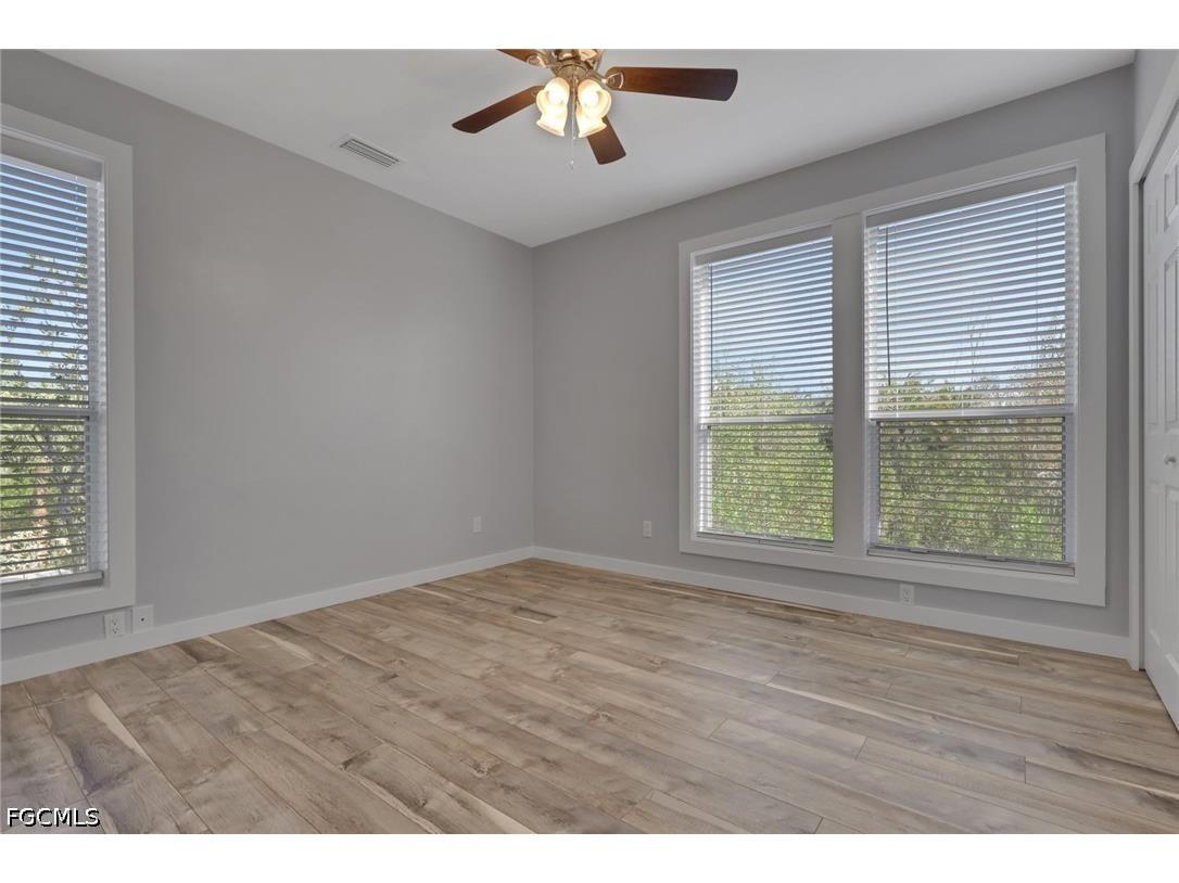 4452 Gulf Pines Drive Sanibel FL 33957 2026023061 image24